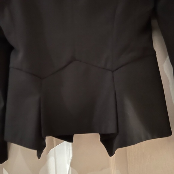 Venus black jacket with high/low panels & stitching in back - Picture 3 of 5